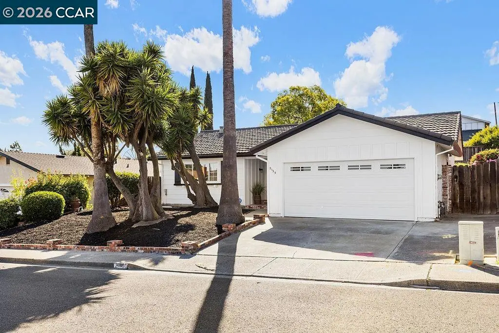 Single Family Residence for sale at 2135 Via Alta, Benicia, CA featuring 3 beds and 2 baths