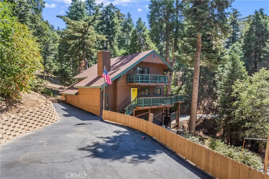 899 Blueridge Drive, Lake Arrowhead, CA — listing photo 1