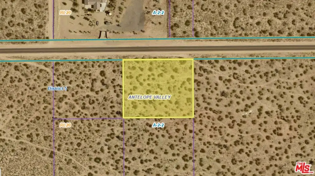138 E Avenue O, Palmdale, CA — listing photo 1