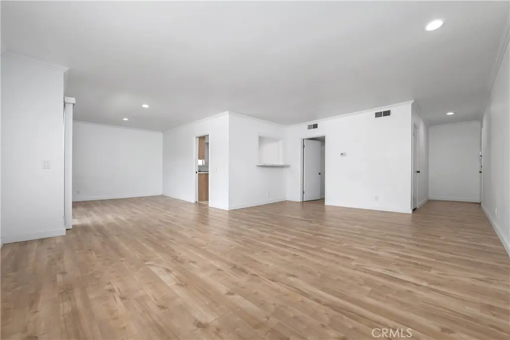 4700 Natick Ave 117, Sherman Oaks, CA — listing photo 1
