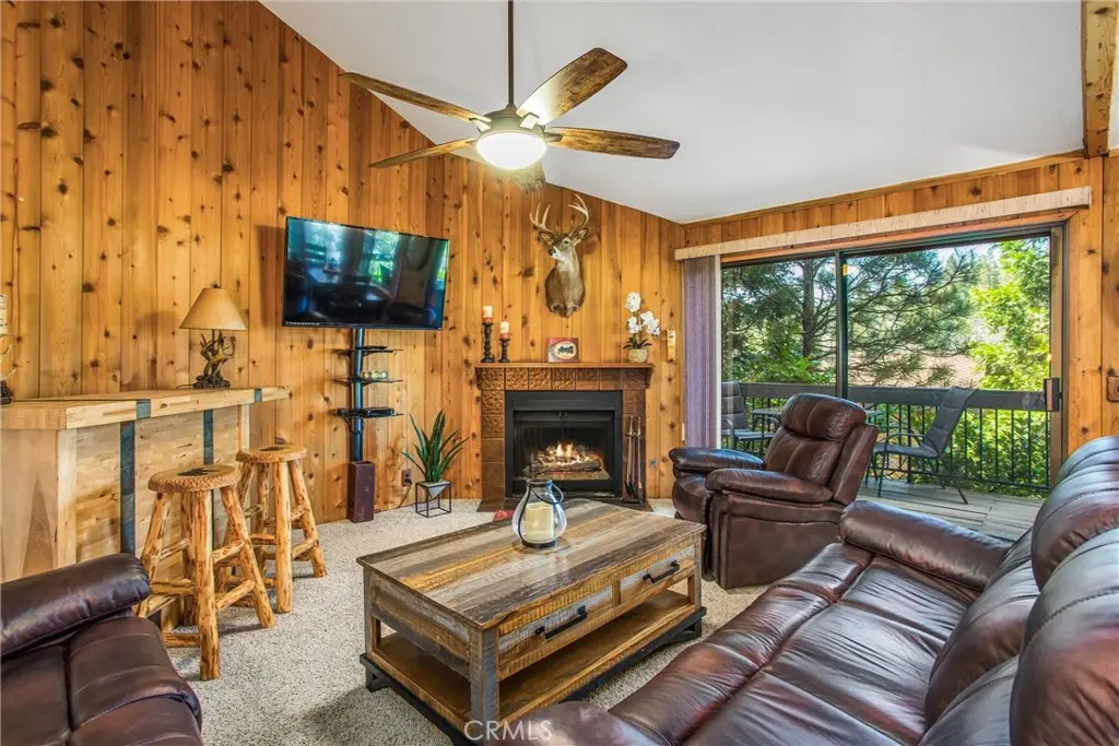 27657 Peninsula 130, Lake Arrowhead, CA — listing photo 1