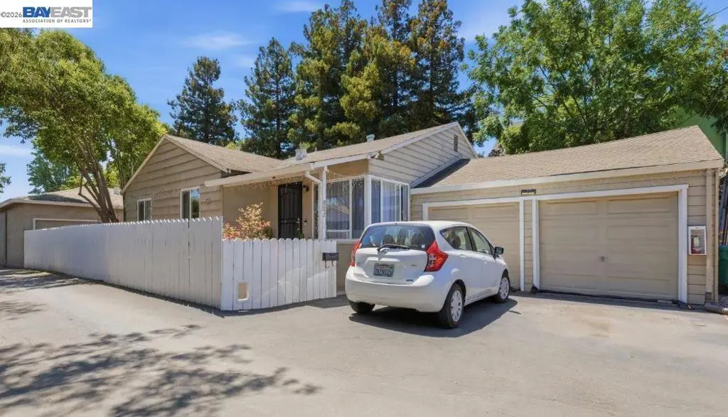 Residential Income for sale at 882 W Tennyson Rd, Hayward, CA