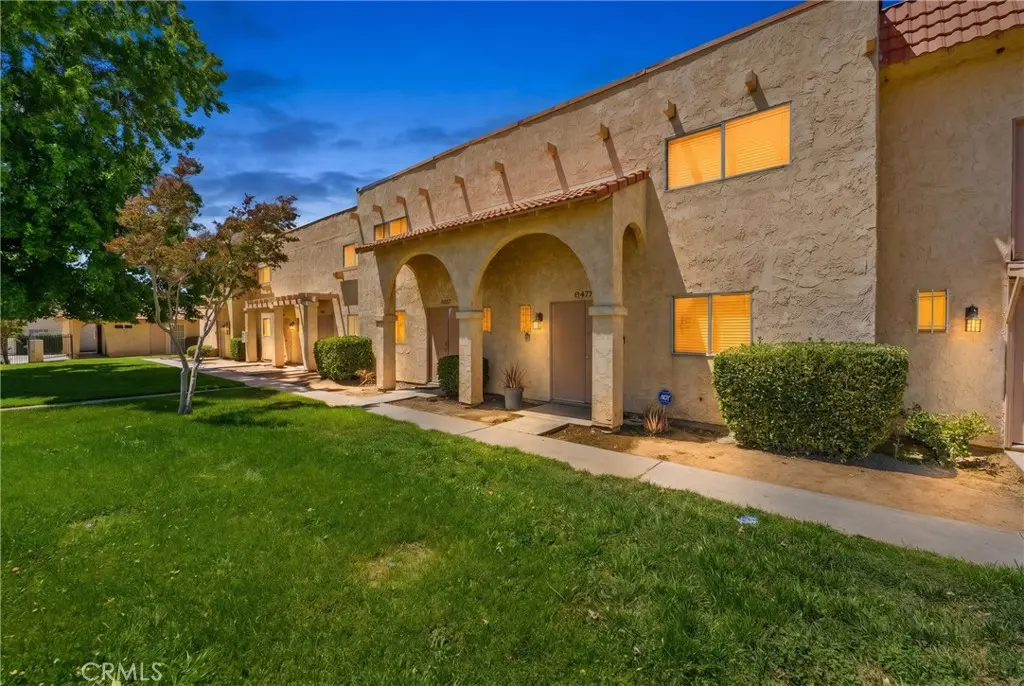 Condominium for sale at 43629 Stanridge Avenue, Lancaster, CA featuring 2 beds and 2 baths
