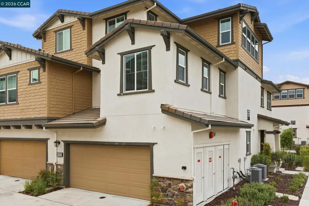 Condominium for rent at 61101 Via Vicenza, San Ramon, CA featuring 4 beds and 4 baths