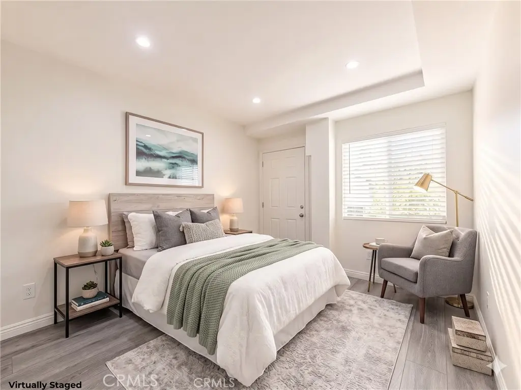 6851 Foothill, Tujunga, CA — listing photo 1