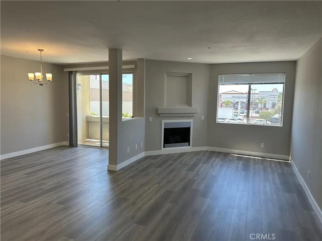 16940 Chatsworth Street 206, Granada Hills, CA — listing photo 1