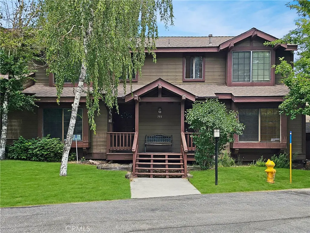 755 Cienega B, Big Bear Lake, CA — listing photo 1