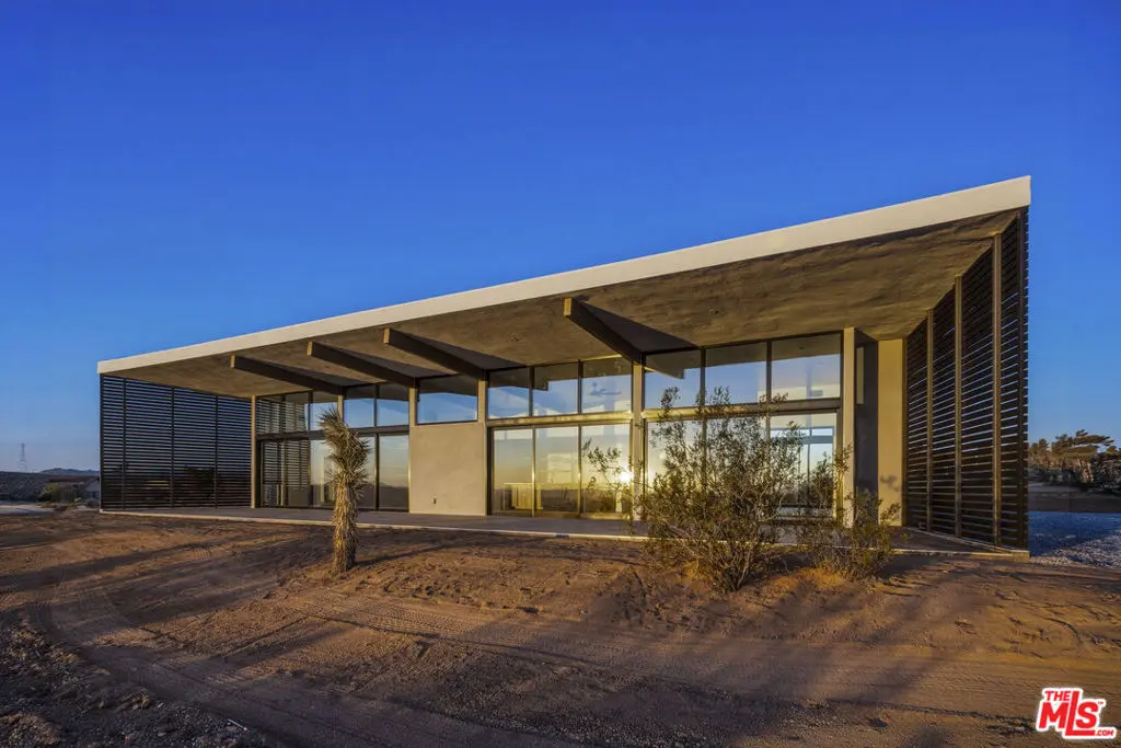 429 Ripon Avenue, Yucca Valley, CA — listing photo 1