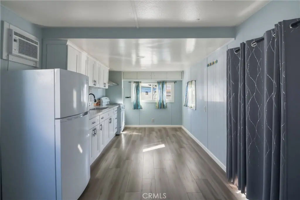 9020 Somerset Boulevard 19, Bellflower, CA — listing photo 1