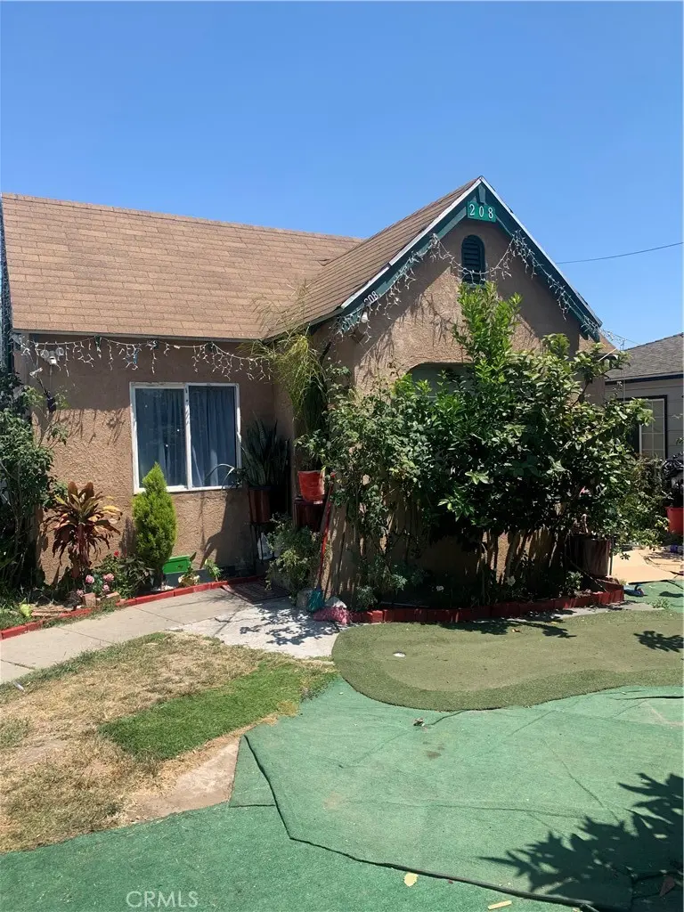 208 S Hillcrest, La Habra, CA — listing photo 1