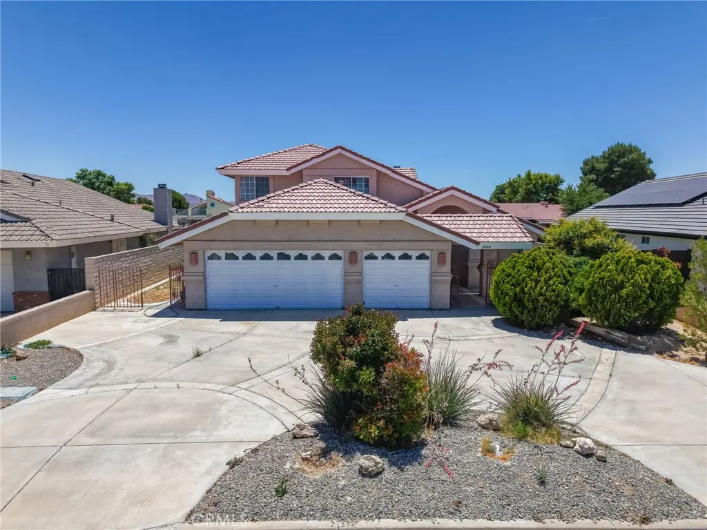 14389 Ironsides Lane, Helendale, CA — listing photo 1