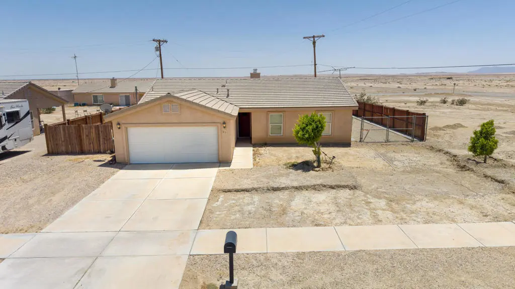 1251 Barbara Avenue, Thermal, CA — listing photo 1