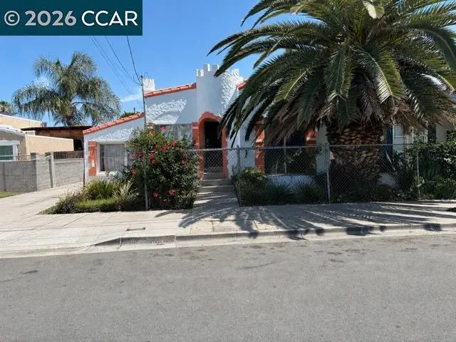 Single Family Residence for sale at 251 E 17th Street, Pittsburg, CA featuring 3 beds and 1 bath