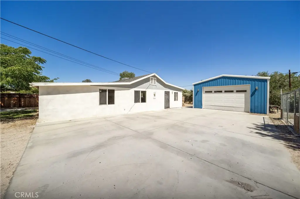 12537 E Avenue V-12, Pearblossom, CA — listing photo 1