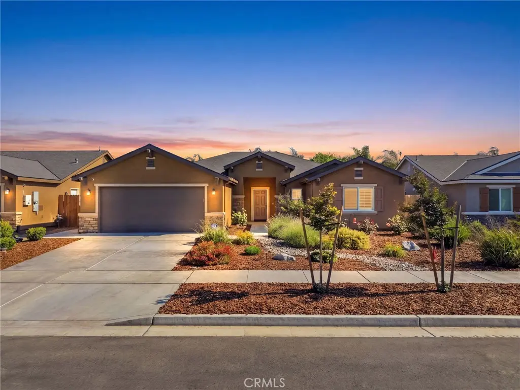 Single Family Residence for sale at 2045 W Chianti Way, Hanford, CA featuring 3 beds and 2 baths