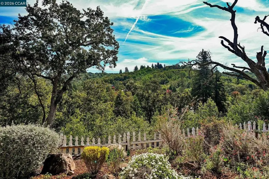Single Family Residence for sale at 799 Moraga Rd, Lafayette, CA featuring 3 beds and 2 baths