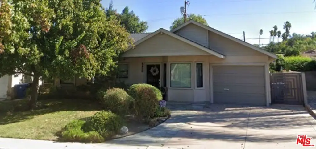 4930 Garden Grove Avenue, Tarzana, CA — listing photo 1