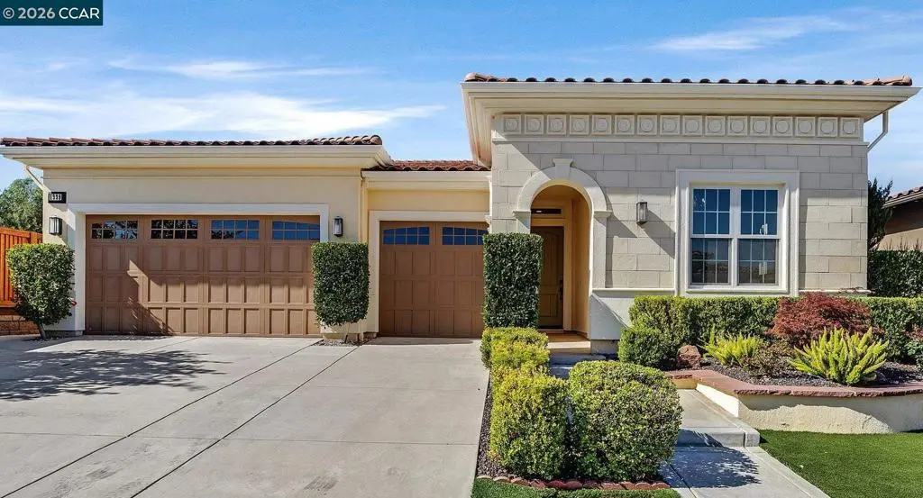 Single Family Residence for sale at 1939 Burgundy Ln, Brentwood, CA featuring 2 beds and 3 baths
