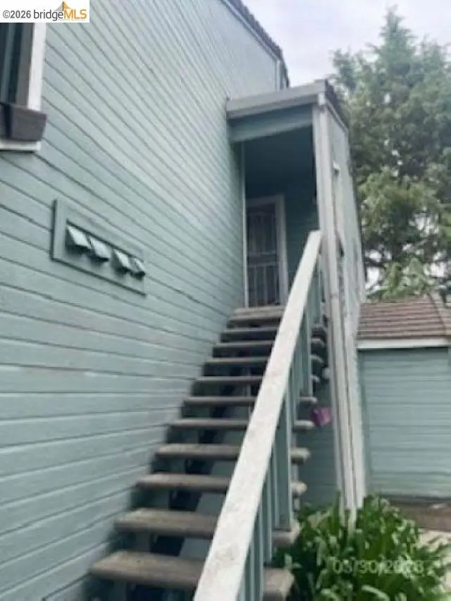 Condominium for sale at 2923 Winding Ln, Antioch, CA featuring 2 beds and 1 bath