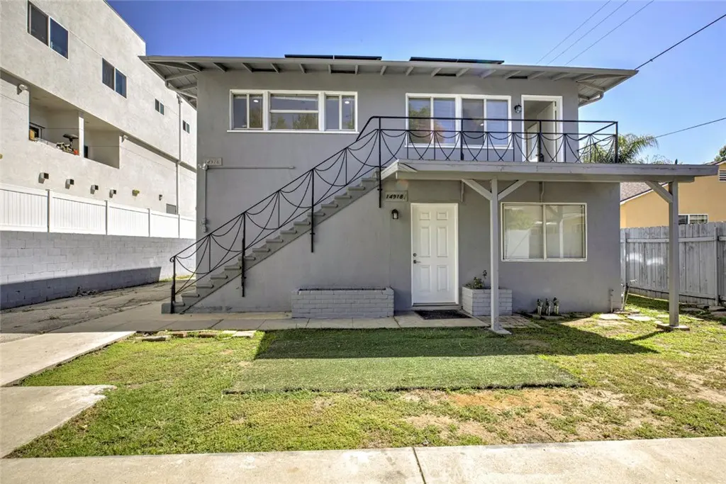 14916 Wyandotte, Van Nuys, CA — listing photo 1