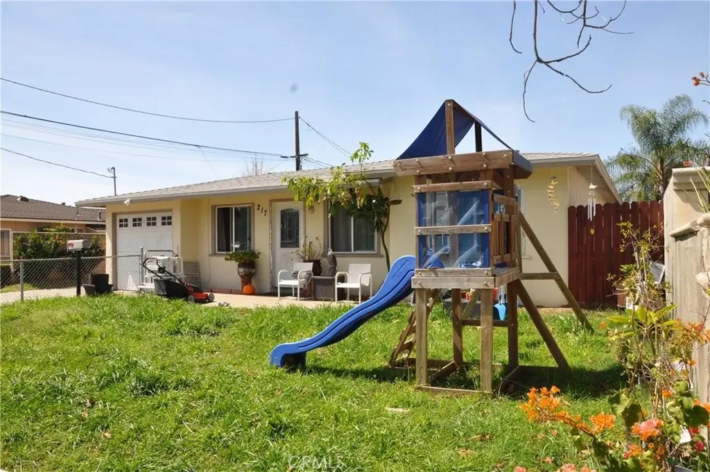 217 S Vernon, Azusa, CA — listing photo 1