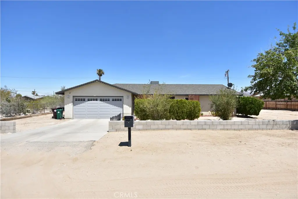 6245 Baileya Avenue, 29 Palms, CA — listing photo 1