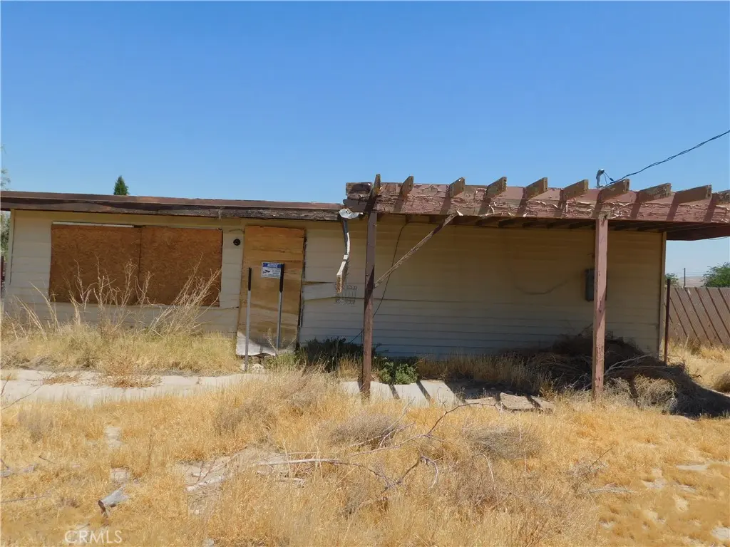 25372 Jade Road, Barstow, CA — listing photo 1