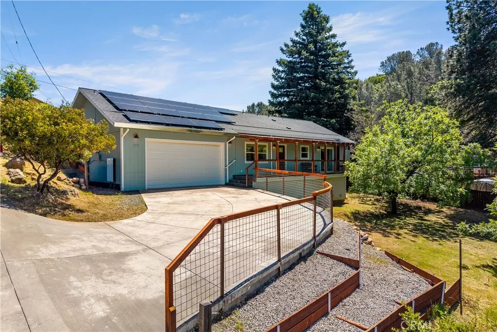 10075 El Capitan Way, Kelseyville, CA — listing photo 1