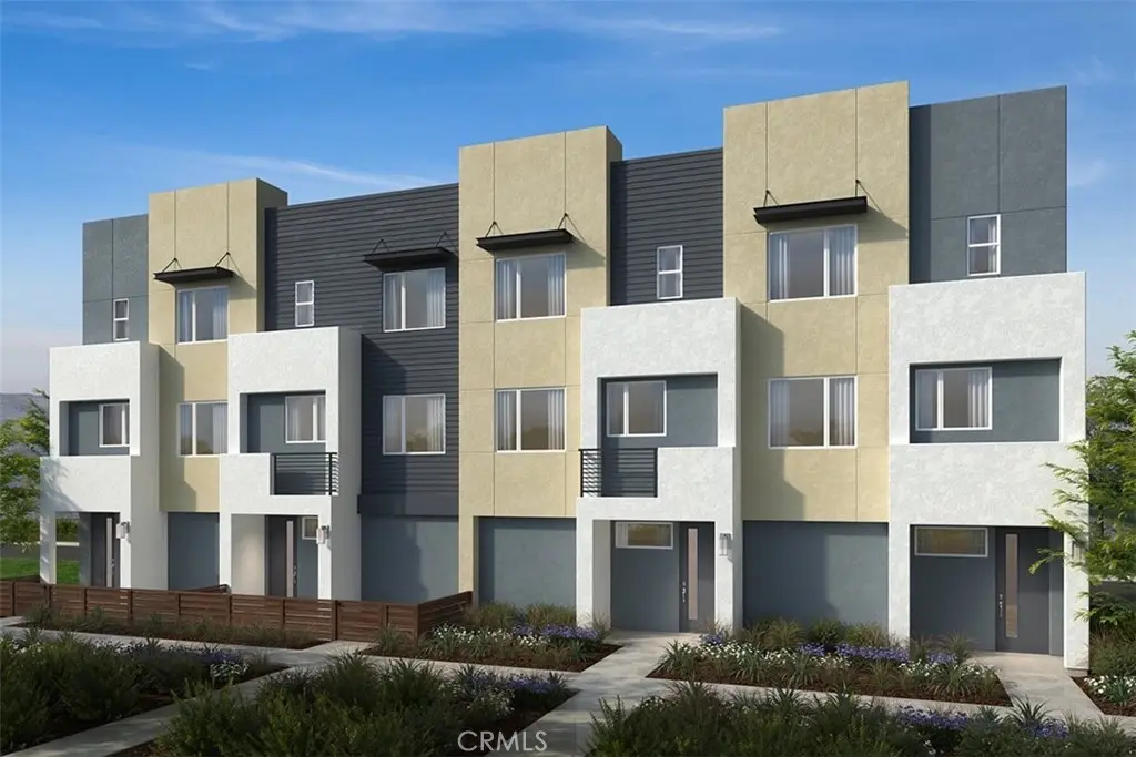 Townhouse for rent at 1096 N Ivory Palm Lane, Anaheim, CA featuring 3 beds and 3 baths