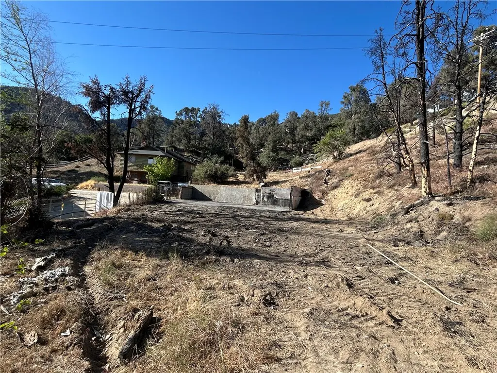 411 Pico, Frazier Park, CA — listing photo 1