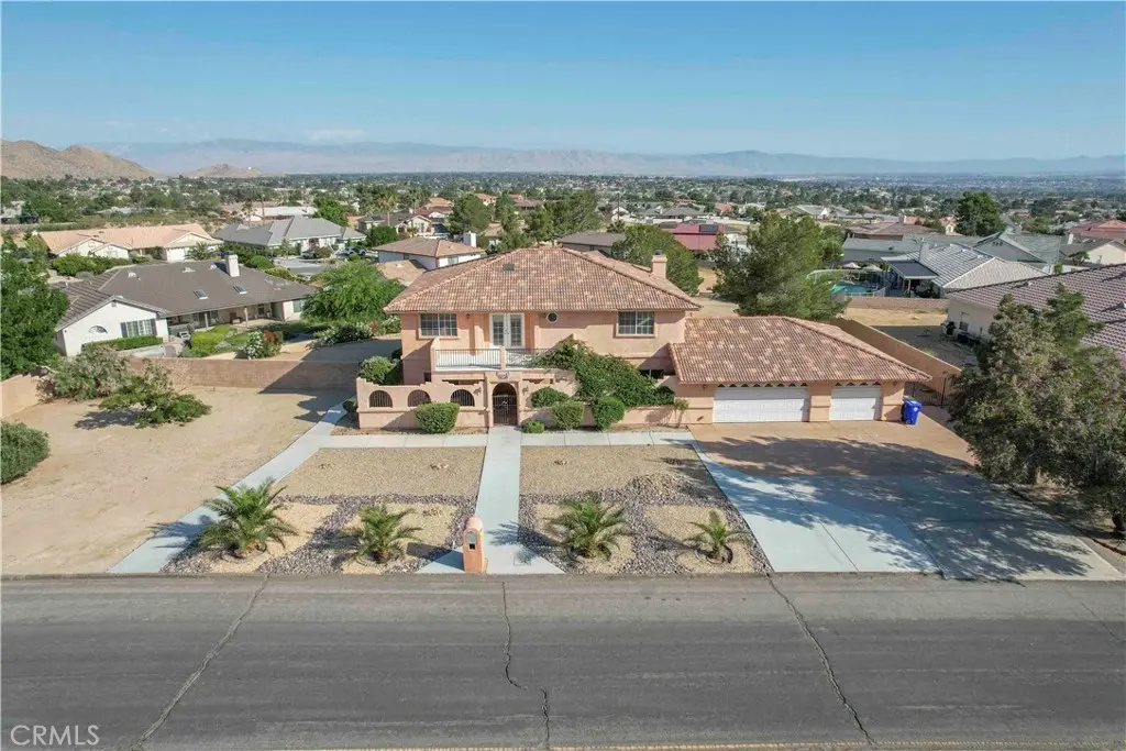 18633 Kamana, Apple Valley, CA — listing photo 1