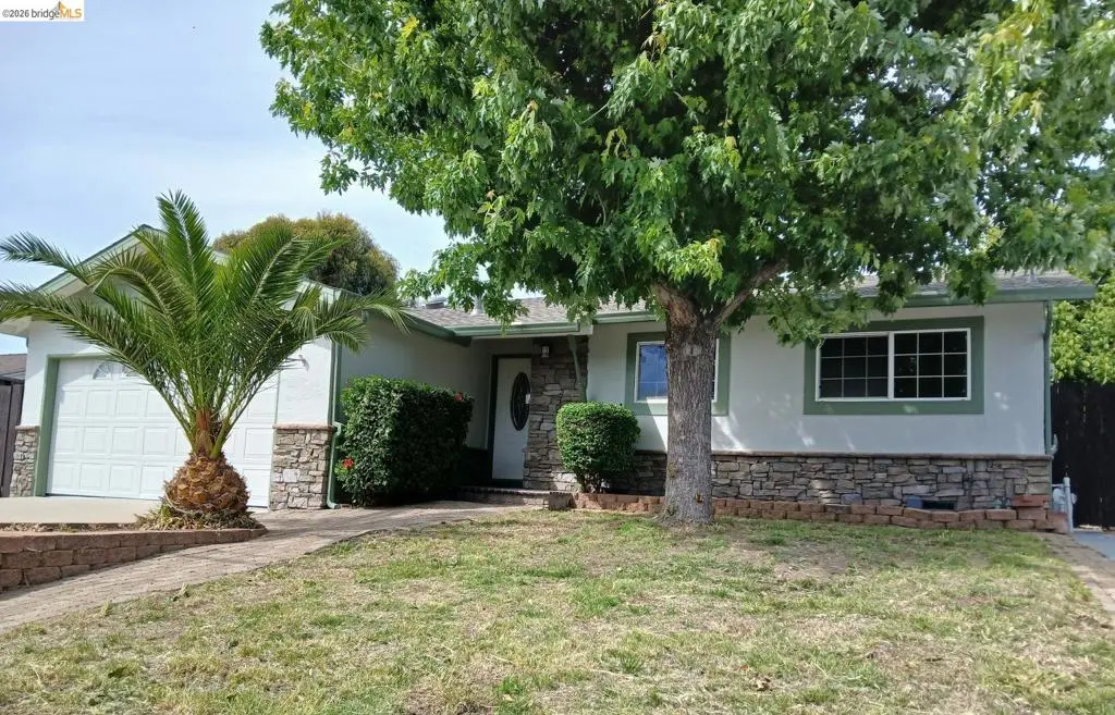 Single Family Residence for sale at 2332 Saint George DR, Concord, CA featuring 3 beds and 2 baths