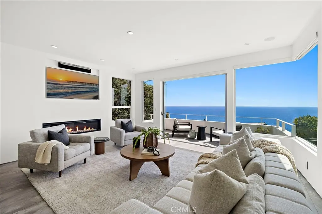 Single Family Residence for sale at 2901 Alexander, Laguna Beach, Orange County, CA featuring 3 beds and 3 baths