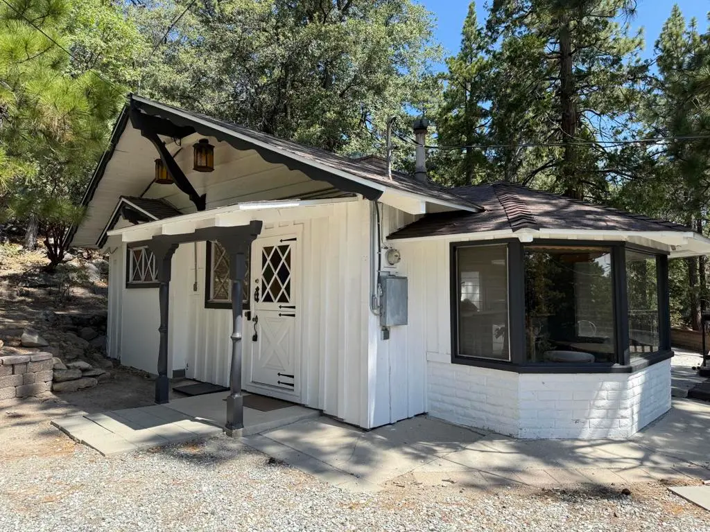 53226 Overlook Drive, Idyllwild, CA — listing photo 1