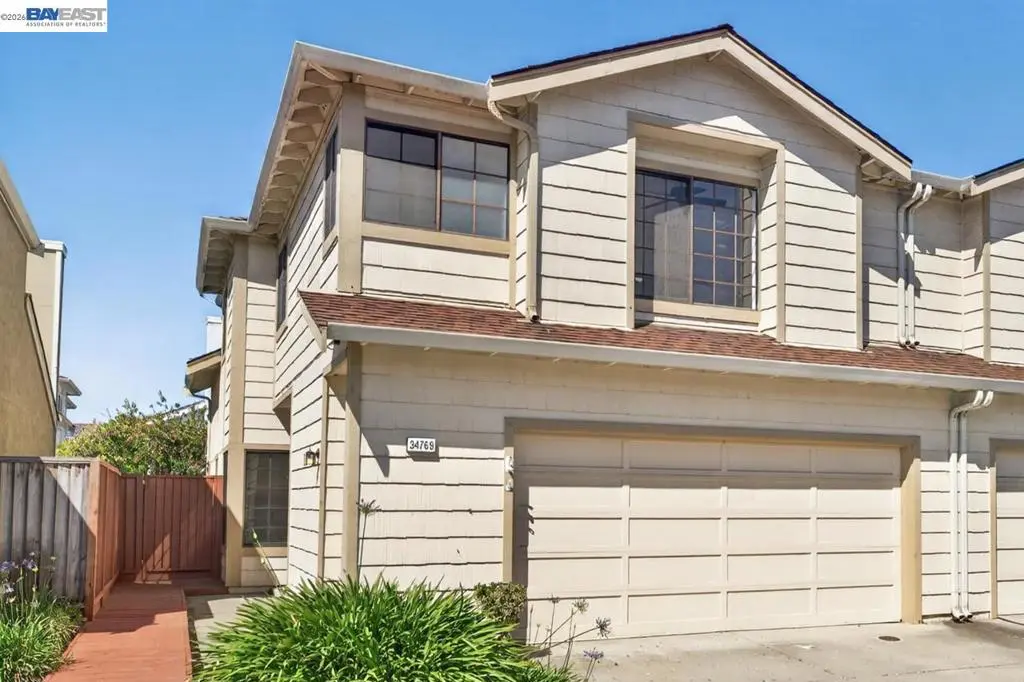 Residential for sale at 34769 Comstock Cmn, Fremont, CA featuring 4 beds and 3 baths