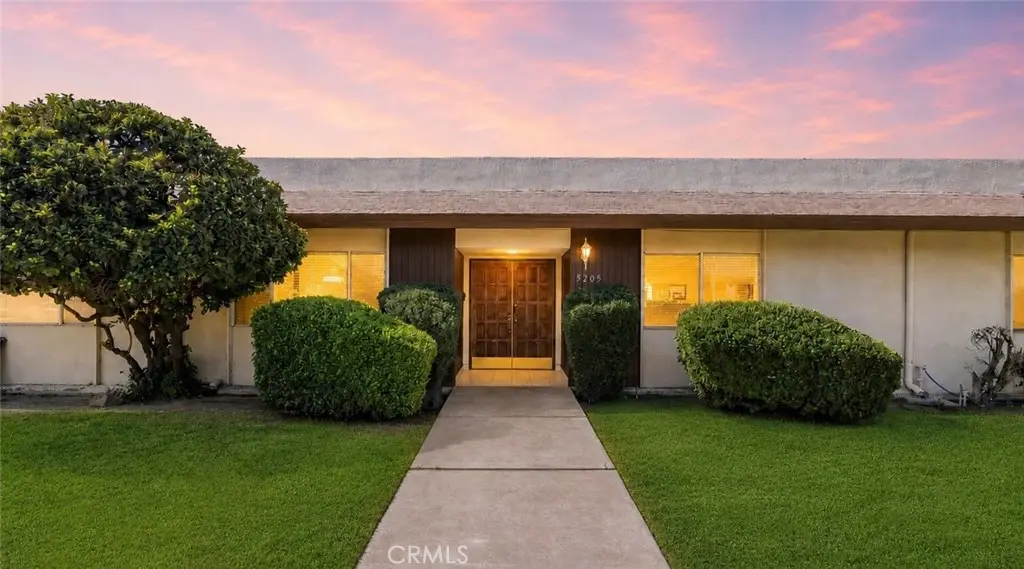 5205 Gorham Way, Bakersfield, CA — listing photo 1