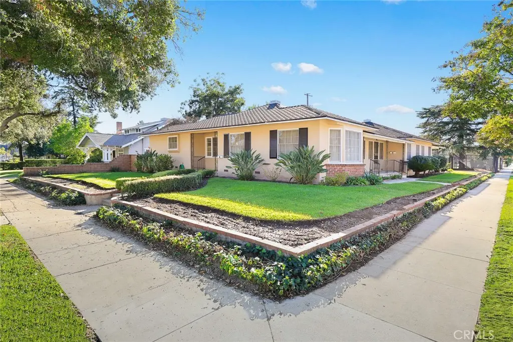 1047 N San Gabriel, Azusa, CA — listing photo 1