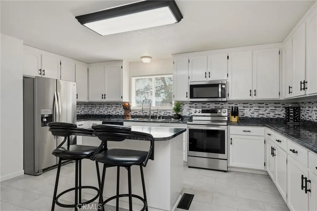 18685 Oak Grove, Hidden Valley Lake, CA — listing photo 1