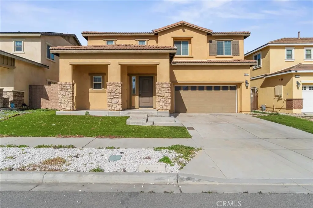 16774 Cherry Tree Lane, Fontana, CA — listing photo 1