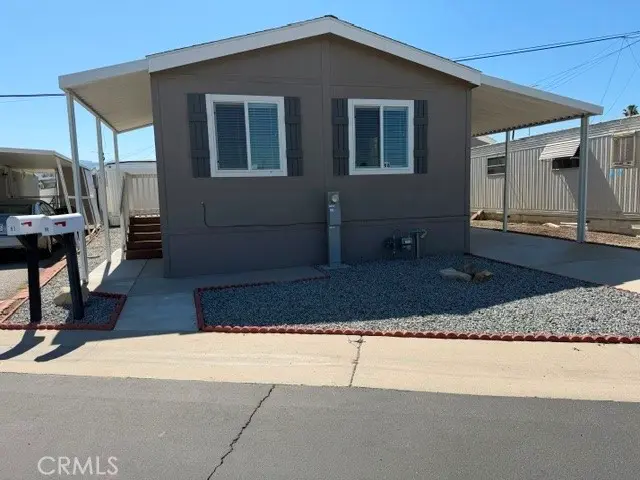 Residential Lease for rent at 43601 Florida Ave 98, Hemet, Riverside County, CA featuring 2 beds and 2 baths
