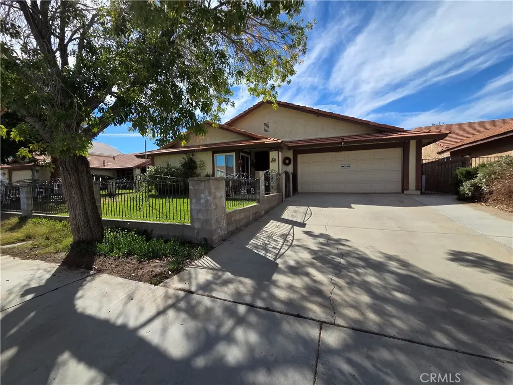 44047 Rodin, Lancaster, CA — listing photo 1