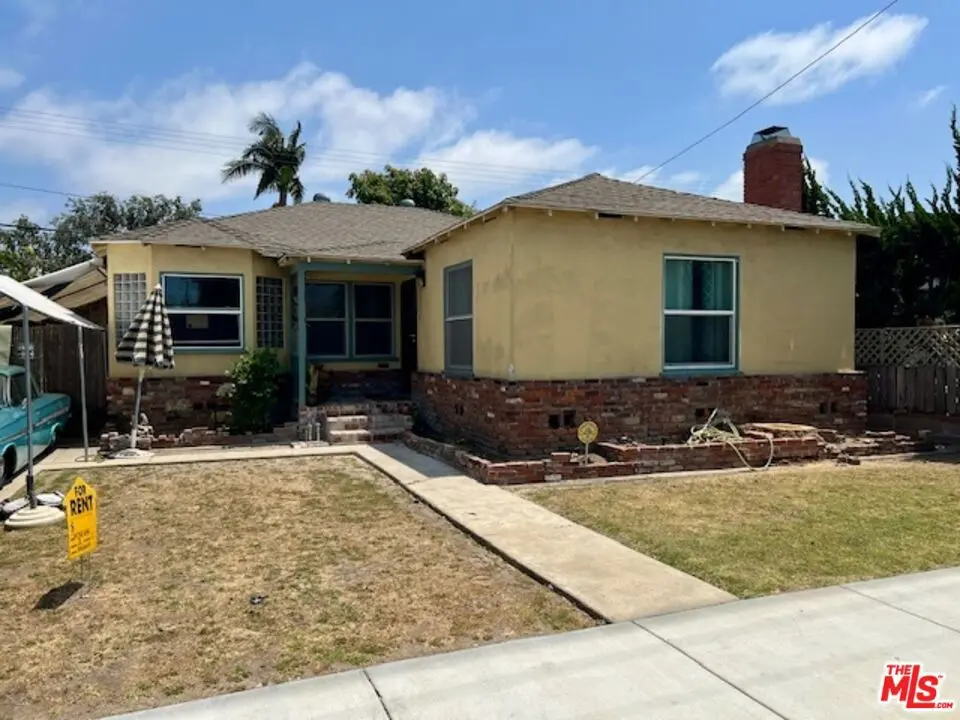 Single Family Residence for rent at 11036 Culver Boulevard, Culver City, CA featuring 3 beds and 1 bath
