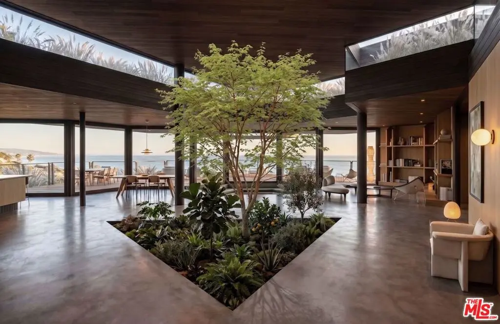 30000 Zenith Point Road, Malibu, CA — listing photo 1
