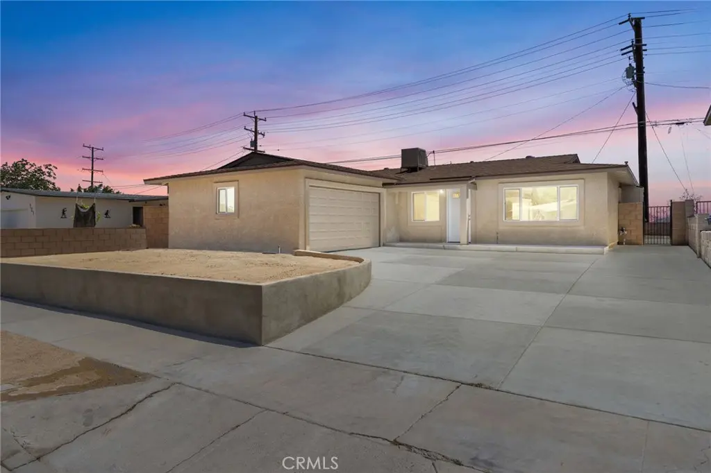 731 Stevens, Barstow, CA — listing photo 1