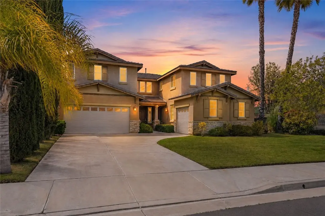 Single Family Residence for sale at 36689 Clove Currant, Murrieta, CA featuring 5 beds and 4 baths