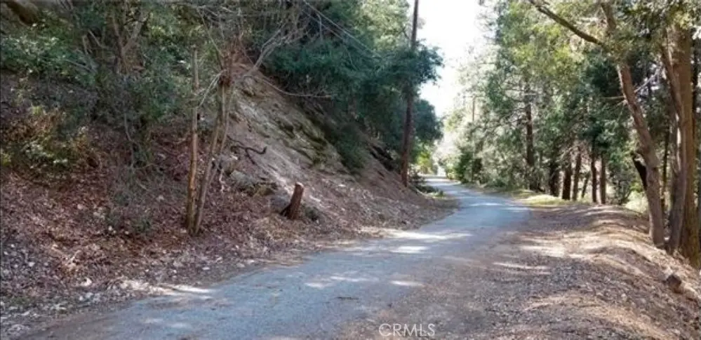 731 Jewel Drive, Crestline, CA — listing photo 1