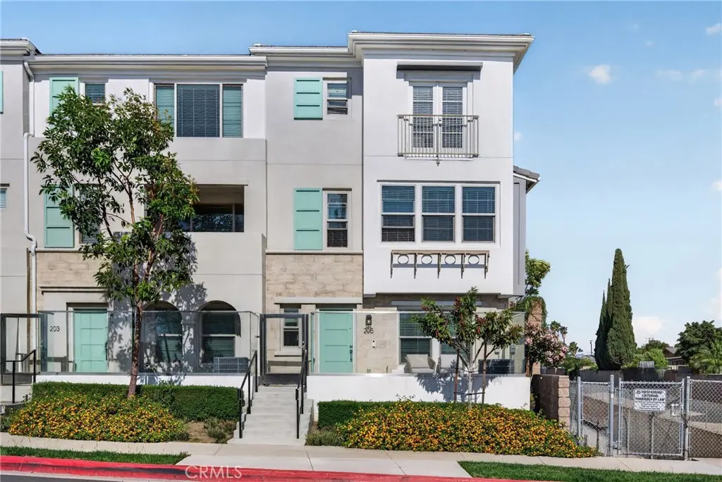 205 S Paige Ln, La Habra, CA — listing photo 1