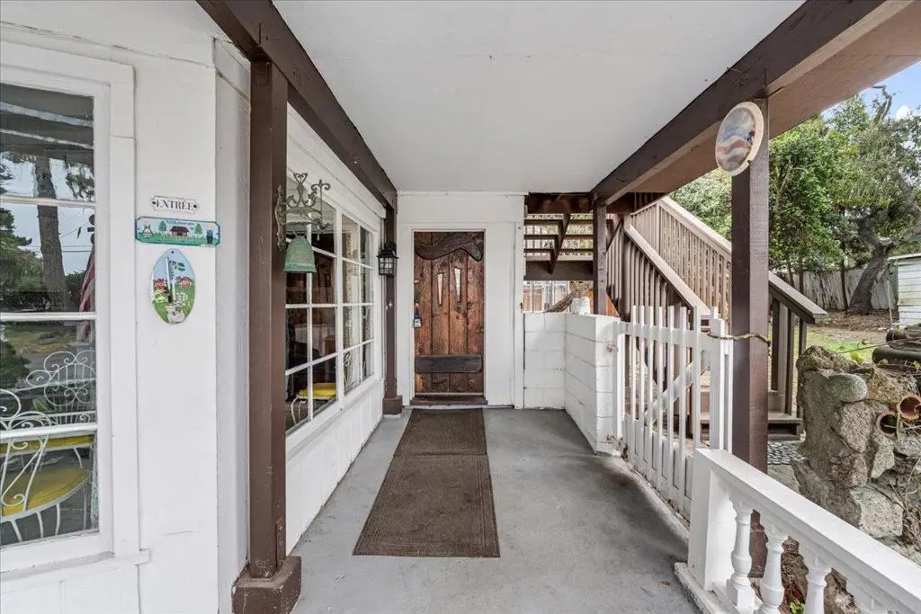 841 Congress Avenue, Pacific Grove, CA — listing photo 1
