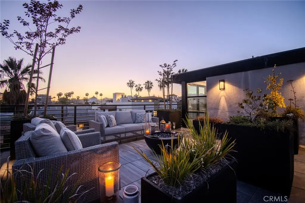 Condominium for sale at 150 S Oak Knoll 202, Pasadena, CA featuring 2 beds and 2 baths