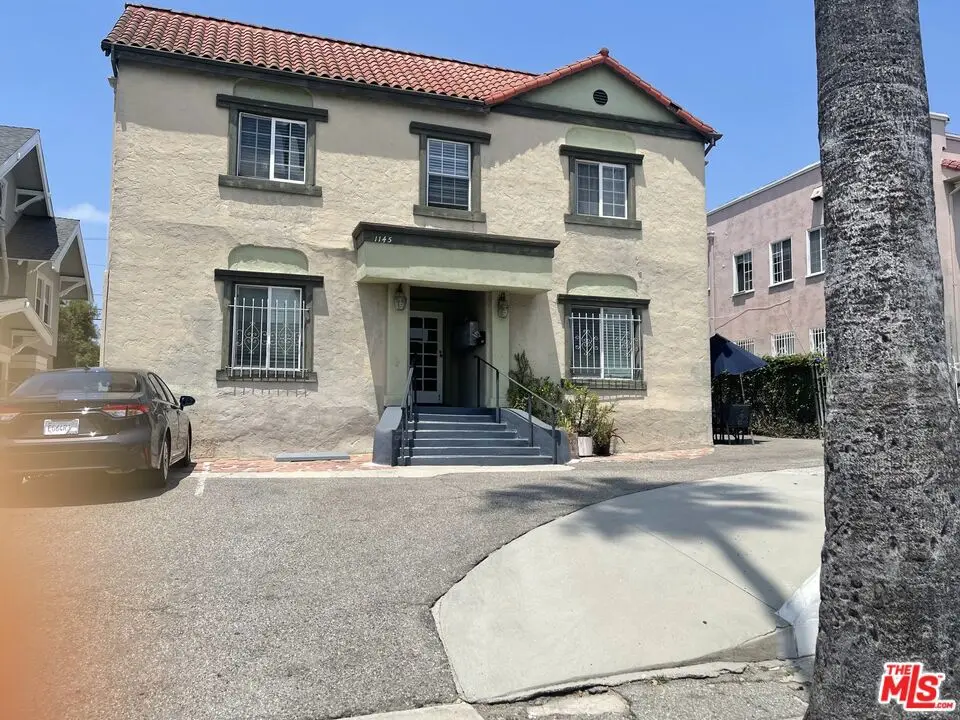 Condominium for rent at 1145 5th Avenue 7, Los Angeles, CA featuring 2 beds and 1 bath